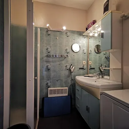 Studio Calme Proche Plage Avec Climatisation, Le Lavandou - Fr-1-803-54 Apartament *