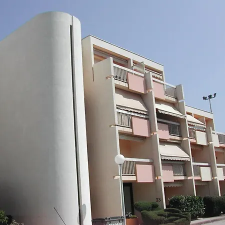 Studio Calme Proche Plage Avec Climatisation, Le Lavandou - Fr-1-803-54 * Le Lavandou